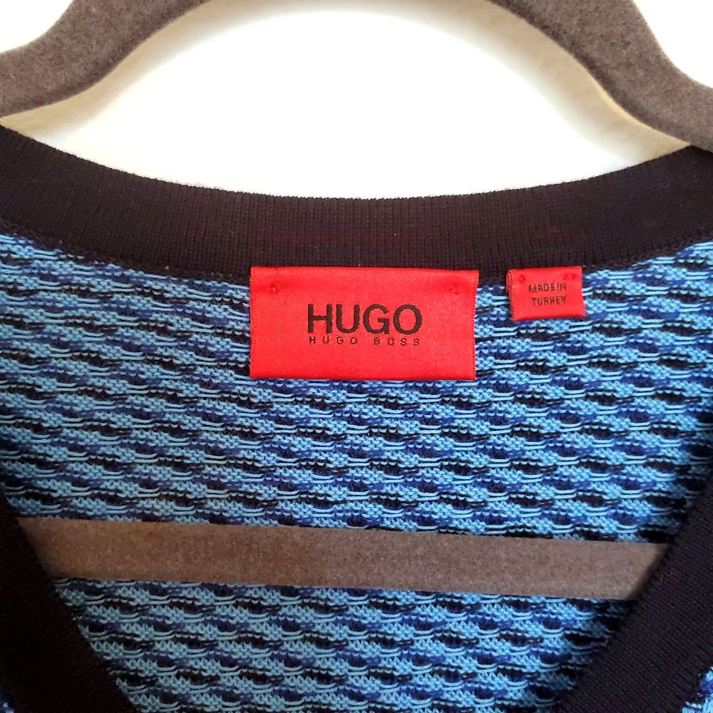 Hugo Boss Red Label Sweater Blue V Neck Pullover L - Picture 3 of 8